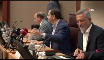 Hisarcıklıoğlu: Oda ve borsalar ne iş yaptığını bu devrede gösterdiler