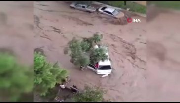 Bursa'da 4 kişilik aile selde felaketi yaşadı