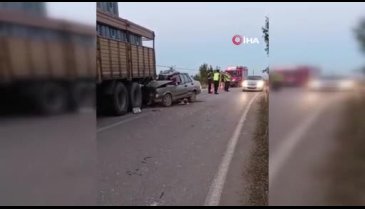 Otomobil kamyona arkadan çarptı: 1 ölü, 1 yaralı