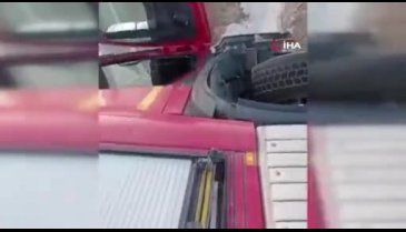 İtfaiye aracı devrildi, 3 itfaiye eri yaralandı