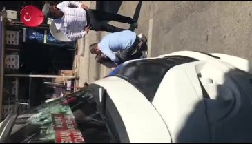 Bursa'da minibüsün çarptığı kadın yerde yardım bekledi -2