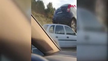 İstanbul'da zincirleme kazada ilginç görüntüler ortaya çıktı