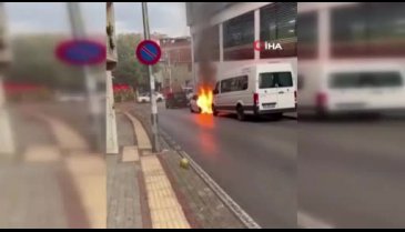 Bursa'da 2 otomobil yandı