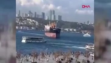 İstanbul Boğazı'nda gemi arızası