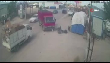 Bursa'da kamyonet ile motosiklet çarpıştı