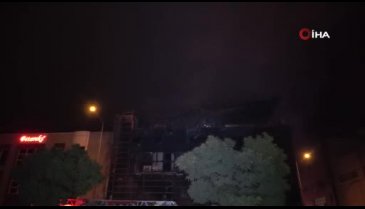 Bursa'da depoda yangın: 3 saatte söndürüldü