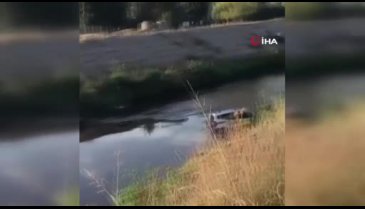 Bursa'da araç dereye uçtu