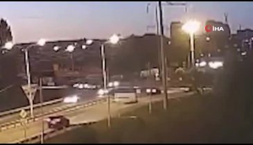 Rus savaş uçağı şehre düştü
