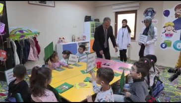 Bursalı çocuklar 'Şehrim Bursa' dersini Başkan Aktaş'la işledi