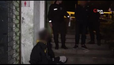 Bursa'da tarihi Yeşil Camisi'nde hırsızlara suçüstü