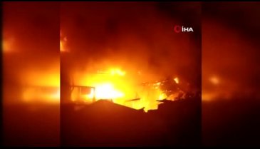 İstanbul'da 4 gecekondu alev alev yandı