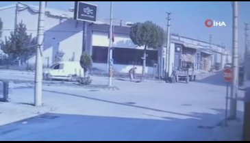 Bursa'da otomobil ile çarpışan bisikletin sürücüsü havaya uçtu