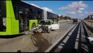 Kocaeli'de otobüs ile otomobil çarpıştı