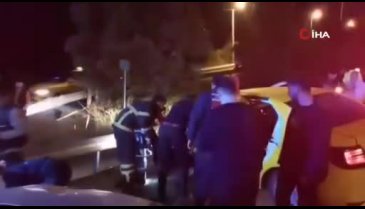 Kocaeli'nde taksi ile otomobil çarpıştı: 5 yaralı