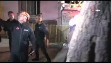 Bakan Soylu: Can kaybı yok ama yaklaşık 20 kadar binada çatlak var