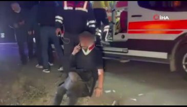 Yeniden Refah Partisi'nin Genel Kurulu'ndan dönenleri taşıyan otobüs şarampole devrildi