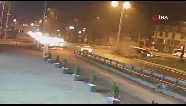 Düzce'de otomobil ile minibüs çarpıştı: 2 kişi yaralandı