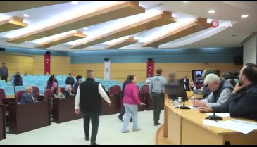 Tarsus'ta belediye başkanına saldırı