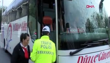 İstanbul'da şehirlerarası otobüs terminalinde otobüslere denetim