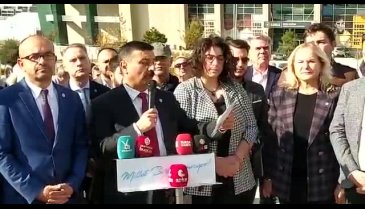 İYİ Parti Bursa İl Başkanı Türkoğlu basın açıklaması düzenliyor -2