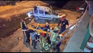 Bursa'da kontrolden çıkan araç 5 metre yükseklikteki köprüden uçtu