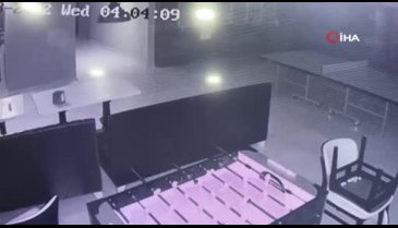 Zonguldak'ta vatandaşlar deprem sonrası sokaklara akın etti
