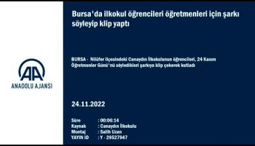 Bursa'da ilkokul öğrencileri öğretmenleri için şarkı söyleyip klip yaptı