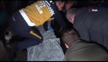 Bursa'nın merkezinde kahvehane sahibine silahı saldırı