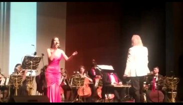 Özlem Güner: Bu gece Zeki Müren de bizi görecek