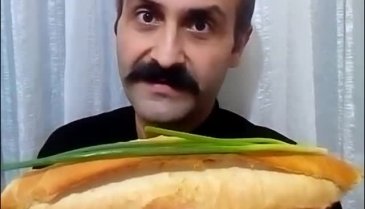 Erdoğan için şarkı yazdı: Soğan yeriz, Erdoğan'dan vazgeçmeyiz