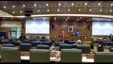 Bursa Büyükşehir Meclisi'nde İmamoğlu gerginliği