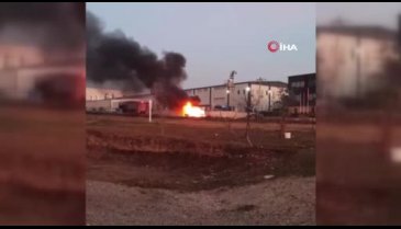 Bursa'da otomobil alev alev yandı