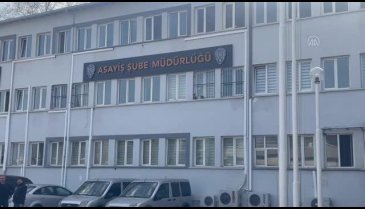 Bursa'da bıçaklanarak hayatını kaybeden gencin ölümüyle ilgili 4 zanlı gözaltında -2