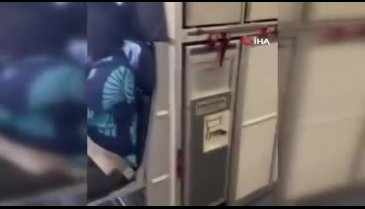 ABD'de türbülansa giren uçaktaki 36 yolcu yaralandı
