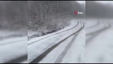 Bursa İznik'te yollar beyaza büründü