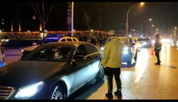 Bursa'da Emniyet güçleri gece boyunca denetimler gerçekleştirdi