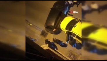 Bursa'da bir sürücü otomobiline çarpan taksiciyi dövdü