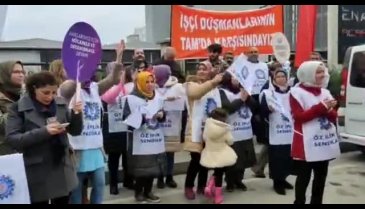 Bursa tekstil işçilerinden şarkılı türkülü basın açıklaması&nbsp;