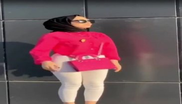 Esra Rabia Ünal'ın kalça dansı yine gündem oldu