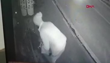 Bursa'da telefon mağazası hırsızı tutuklandı