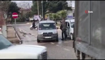 Bursa'da trafikte husumetlisine kurşun yağdırdı