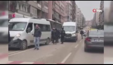 Bursa'da şoförlerin yol verme kavgası