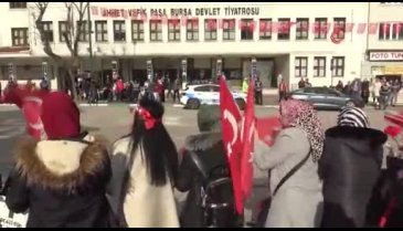 Cumhurbaşkanı Erdoğan, Bursa'da üniversiteli genci kırmadı