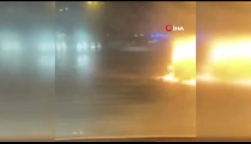 İstanbul'da araç alev topuna döndü