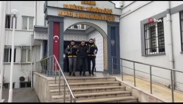Bursa'da kızının gözü önünde kadını öldüren saplantılı aşık, adliyeye sevk edildi