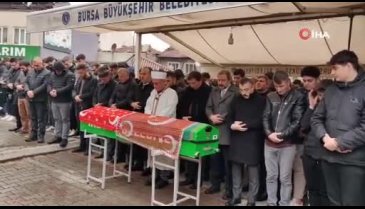 Bursa'da kazada ölen genç gözyaşları arasında son yolculuğuna uğurlandı
