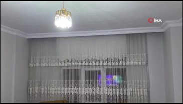 İran'daki depremi hisseden Vanlılar sokağa döküldü