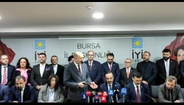 İYİ Parti Bursa'da devir teslim töreni -2