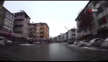 Depremin şoke eden görüntüsü...O anlar kamerada