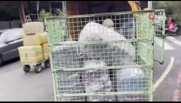 Tayvan'da Türkiye için binlerce koli yardım toplandı